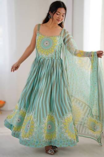 green calicut style anarkali gown set in soft fox georgette with organza dupatta