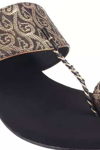 Versatile flat on-the-go casual chappal (1268)