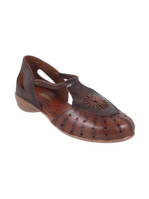 Modern flat close-toe everyday sandal (1353) 4