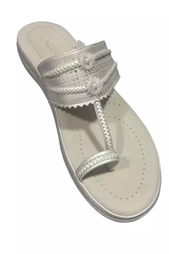 Effortless ethnic flat     everyday comfort kolhapuri slip-on