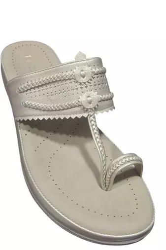 Effortless ethnic flat     everyday comfort kolhapuri slip-on