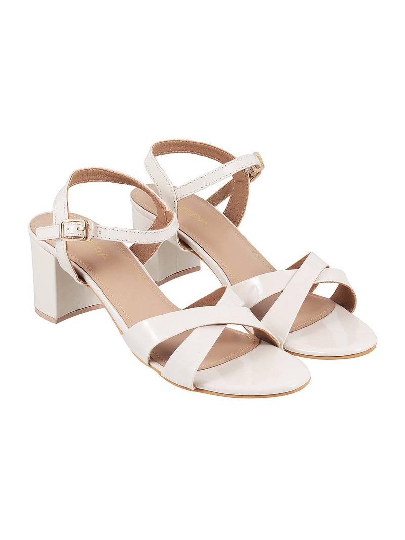Refined medium heel casual sandal