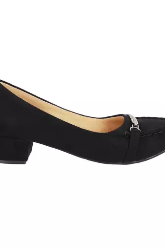 Women's block heel loafers with metal accent
