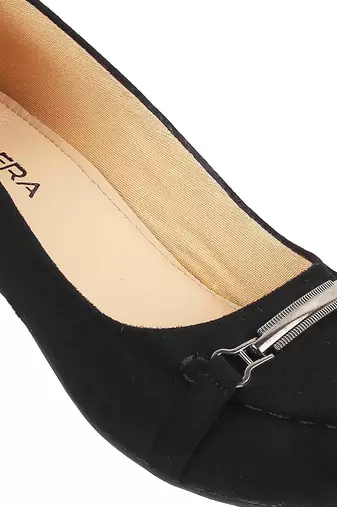 Women's block heel loafers with metal accent