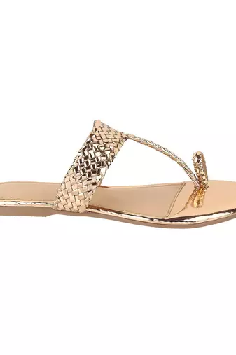 Effortless flat everyday casual chappal