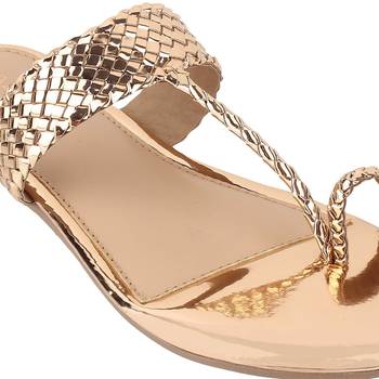 Effortless flat everyday casual chappal 5