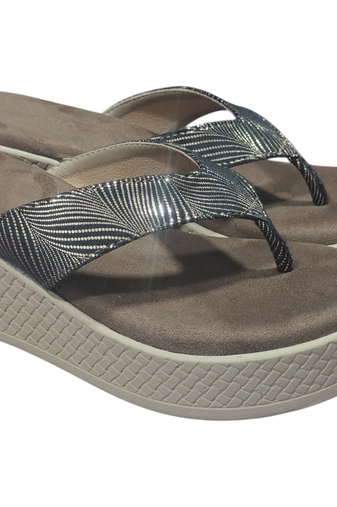 Lazera women’s metallic comfort thong sandals
