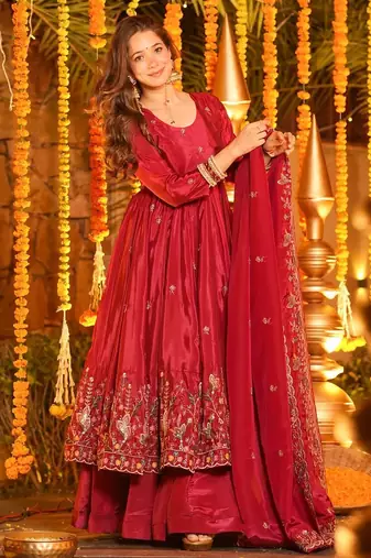 Women's silk floral embroidered anarkali kurta palazzo with dupatta set