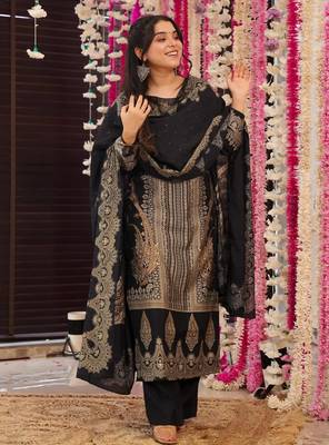 Women's cotton blend traditional motiff printed kurta palazzo with dupatta set 1