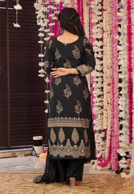 Women's cotton blend traditional motiff printed kurta palazzo with dupatta set 4