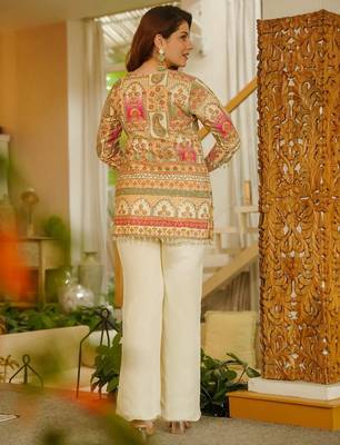 Women's silk traditional motiff printed short kurta palazzo set 4