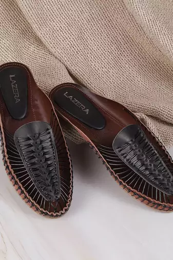 Women's handcrafted slip-on flats (1511)