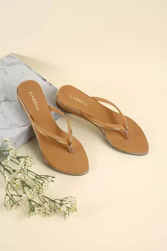 Lazera elegant flip-flops