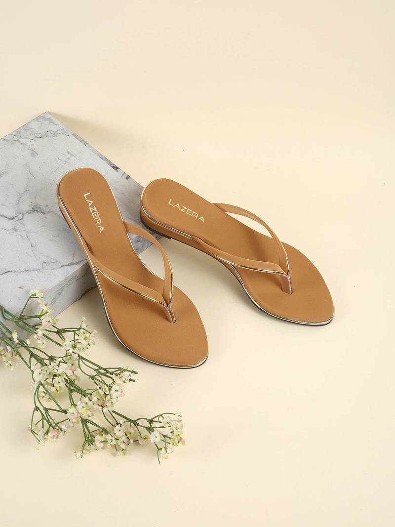 Lazera elegant flip-flops