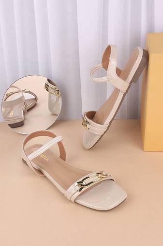 Chic beige strap sandals with gold accent