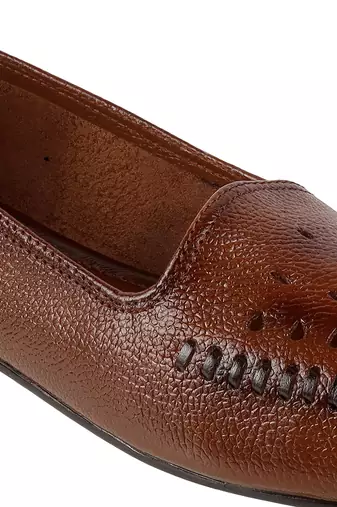 Lazera women's tan comfort loafers (1541)