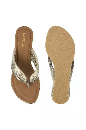 Lazera textured wedge flip-flops