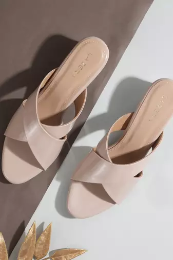 Lazera women's beige gloss block heels (1572)