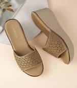 Lazera women’s embellished wedge slide sandals (1587)