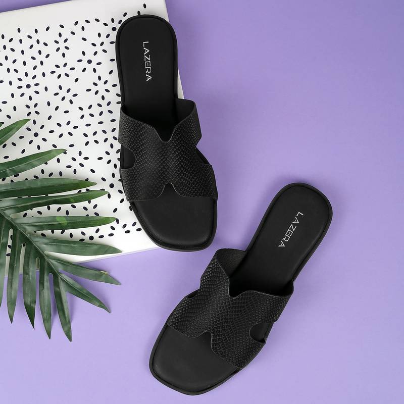 Lazera women’s textured slip-on flats