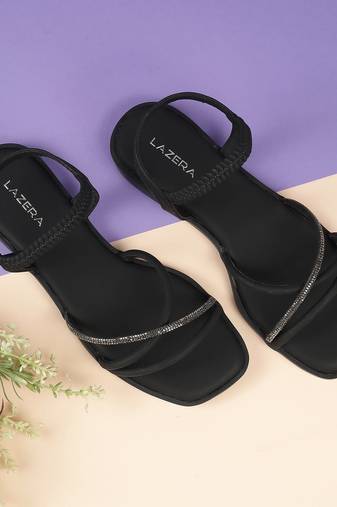 Lazera women’s strappy flat sandals (1608)