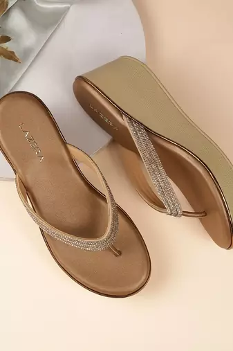 Lazera women’s embellished wedge thong sandals (1611)