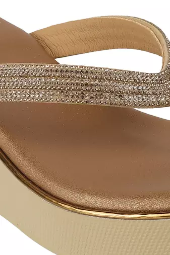 Lazera women   s embellished wedge thong sandals (1611)