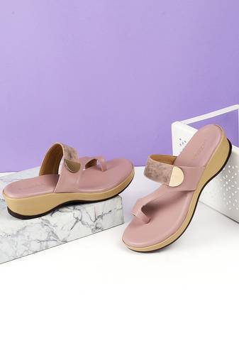 Lazera women’s stylish wedge thong sandals (1634)