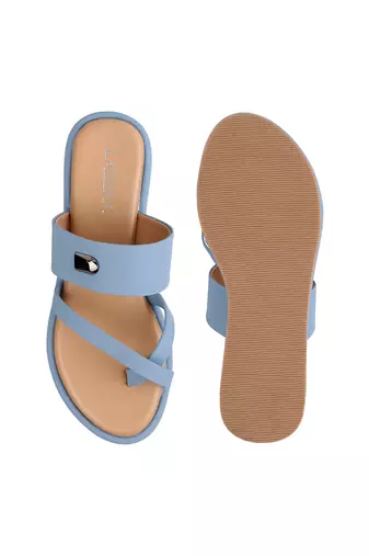 Women   s flat toe-loop sandals