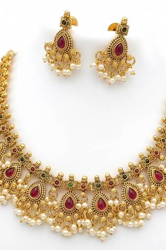 Antique gold-plated ethnic choker set with ruby red stones & pearls | traditional indian jewelry for weddings