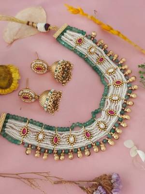 Traditional handcrafted gold-plated pearl & green beaded choker Necklace :: set with jhumka earrings 3