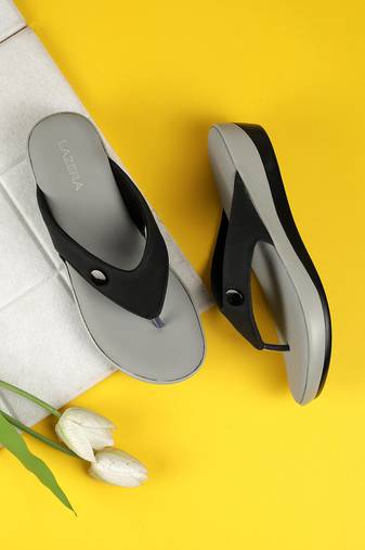 Lazera women’s comfort slip-on sandals (1657)