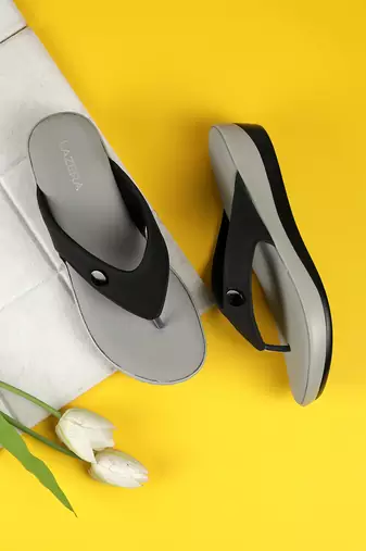 Lazera women’s comfort slip-on sandals (1657)