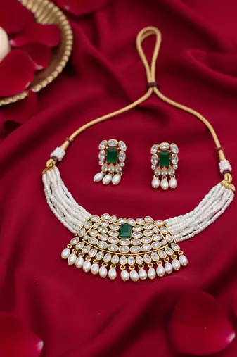 Traditional handcrafted kundan pearl choker Necklace :: set | gold-plated ethnic bridal jewelry