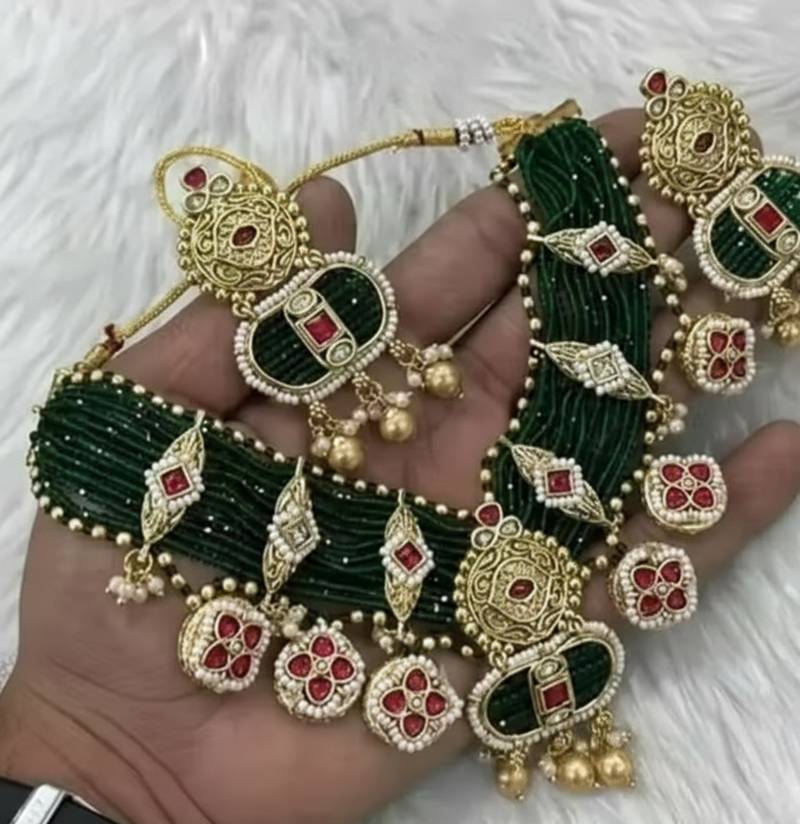 Stunning emerald green polki necklace earring set gold plated ethnic indian jewelry