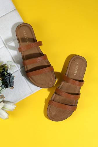 Lazera women’s triple strap flats