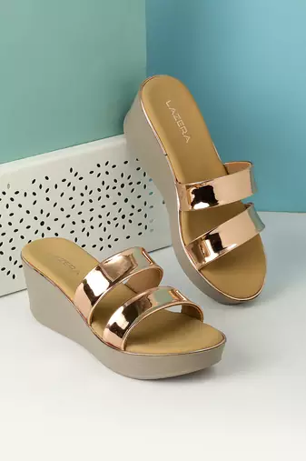 Lazera women’s metallic wedge sandals