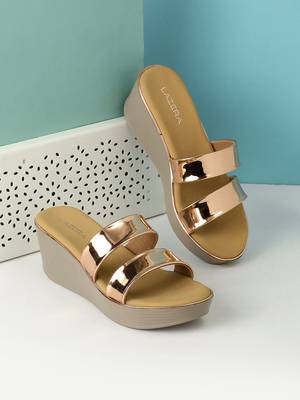 Lazera women   s metallic wedge sandals 2
