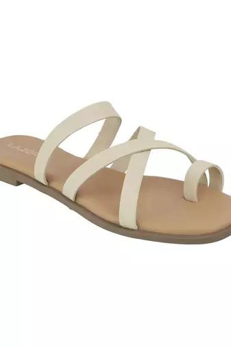 Minimal slip-on flats