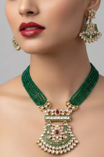 Green beaded kundan Necklace :: earrings set | handcrafted gold plated ethnic jewelry set