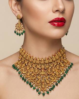 Antique gold lakshmi temple jewelry set - traditional green bead bridal choker necklace south indian ethnic wedding wear 2