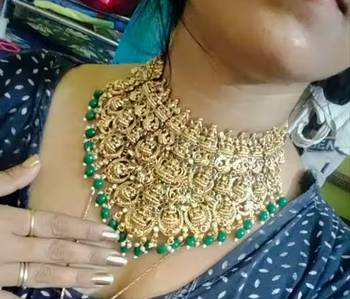 Antique gold lakshmi temple jewelry set - traditional green bead bridal choker necklace south indian ethnic wedding wear 4