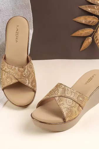 Women's ethnic brocade wedge sandals