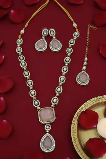 Handcrafted kundan Necklace :: set | gold plated ethnic bridal jewelry with maang tikka