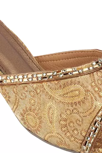 Women's brocade block heel slip-on sandals