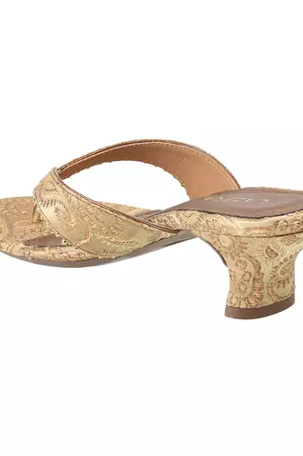 Festive brocade toe ring kitten heels