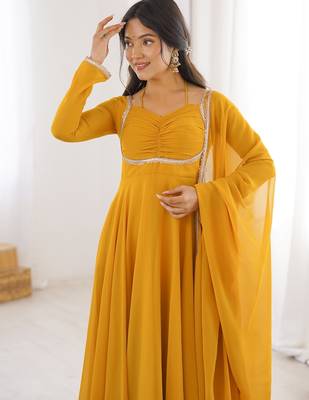 yellow plus size anarkali with dupatta 4