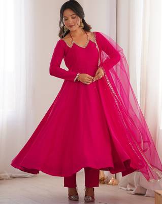 red plus size anarkali with dupatta 3