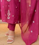 Adhira-rayon-slub-embroidery-work-kurti-pant