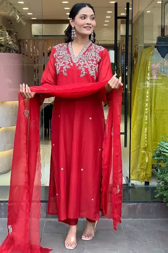 Devmansi-chanderi-embroidered-kurti-set
